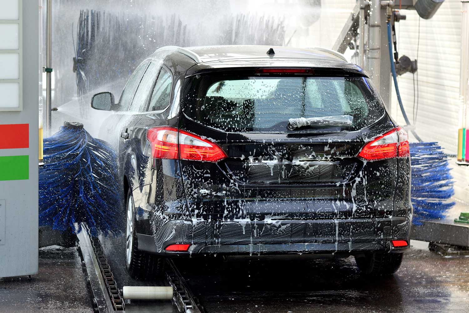 https://www.multiwash.pl/wp-content/uploads/2020/04/myjnia-automatyczna.jpg